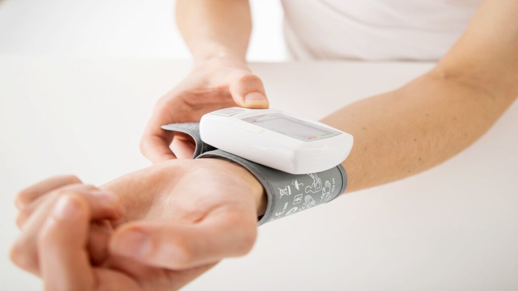 Фото 27 — 7 способов снизить давление без лекарств